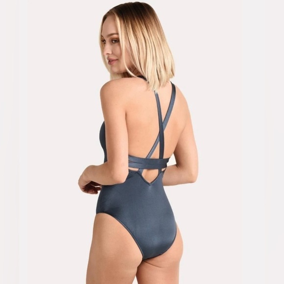 Seafolly Shine On Deep V Maillot One Piece, Size 12 (v) - Picture 2 of 13